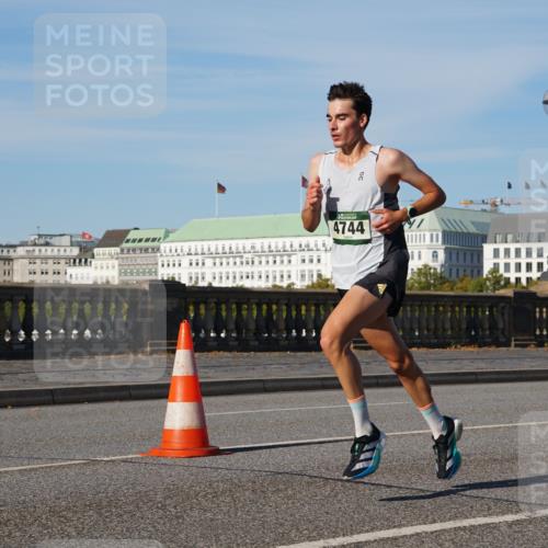 07.09.2025 - BARMER Alsterlauf Yannick Fuchs http://msf.ph/oto/8738342 07.09.2025 09:25:34 Laufen 6666, 4744 meine-sportfotos.de