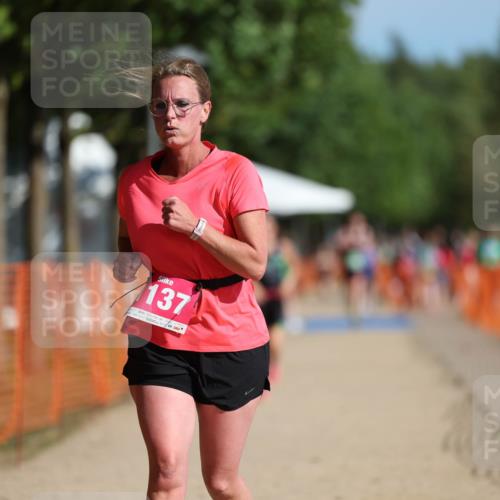 07.09.2025 - 19. Norderstedt Triathlon Michael Strokosch http://msf.ph/oto/8738349 07.09.2025 10:54:34 Laufen 1137, 1143 meine-sportfotos.de