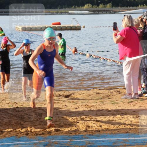 07.09.2025 - 19. Norderstedt Triathlon Luisa Fischer http://msf.ph/oto/8738359 07.09.2025 09:03:01 Schwimmen 6, 11, 15, 16, 17, 23, 31, 41, 45, 51, 55 meine-sportfotos.de