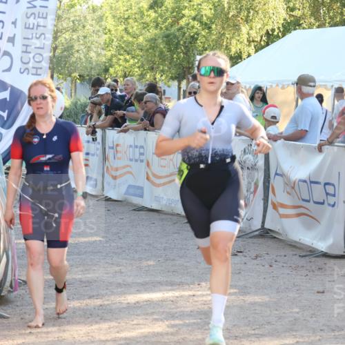 07.09.2025 - 19. Norderstedt Triathlon Luisa Fischer http://msf.ph/oto/8738362 07.09.2025 16:47:16 Ziel 1069, 1541, 1581, 1611 meine-sportfotos.de