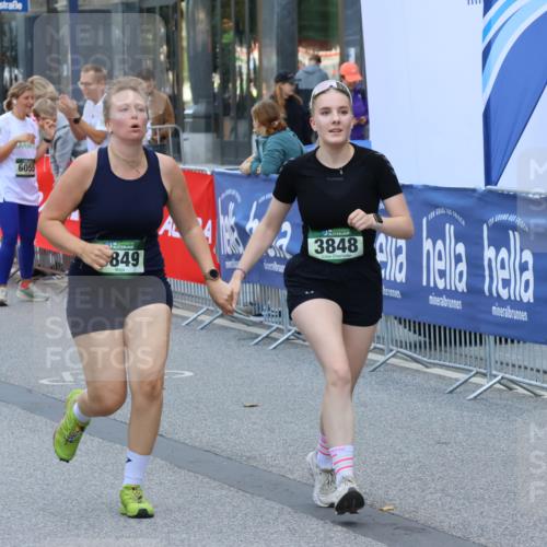 07.09.2025 - BARMER Alsterlauf Strokosch-Dieckow http://msf.ph/oto/8738394 07.09.2025 10:19:10 Ziel 2761, 3399, 3400, 3488, 3581, 4395, 4509, 4510, 4975, 5325, 5503, 5560, 5698, 6003, 6319 meine-sportfotos.de