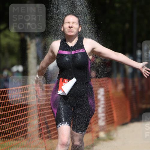 07.09.2025 - 19. Norderstedt Triathlon Michael Strokosch http://msf.ph/oto/8738410 07.09.2025 13:05:14 Laufen 307, 1360 meine-sportfotos.de