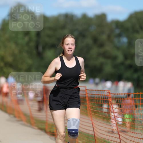 07.09.2025 - 19. Norderstedt Triathlon Michael Strokosch http://msf.ph/oto/8738412 07.09.2025 13:45:57 Laufen 344, 350, 1259 meine-sportfotos.de