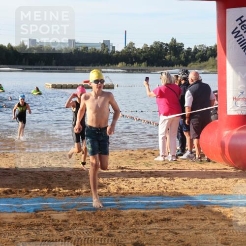 07.09.2025 - 19. Norderstedt Triathlon Luisa Fischer http://msf.ph/oto/8738432 07.09.2025 09:03:07 Schwimmen 6, 11, 15, 17, 23, 26, 30, 31, 41, 45, 51, 52, 55 meine-sportfotos.de