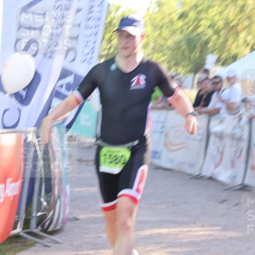 07.09.2025 - 19. Norderstedt Triathlon Luisa Fischer http://msf.ph/oto/8738440 07.09.2025 16:47:28 Ziel 1580 meine-sportfotos.de