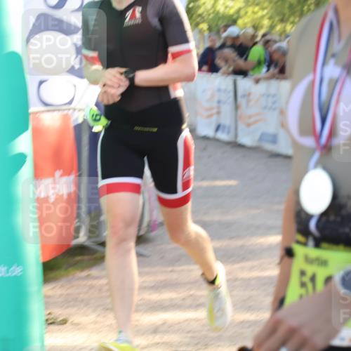 07.09.2025 - 19. Norderstedt Triathlon Luisa Fischer http://msf.ph/oto/8738489 07.09.2025 16:47:49 Ziel 1579 meine-sportfotos.de