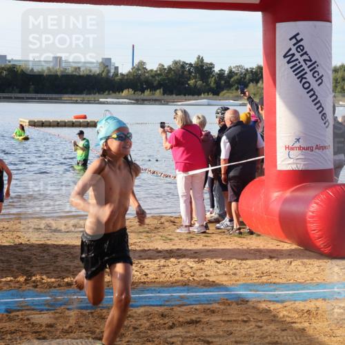 07.09.2025 - 19. Norderstedt Triathlon Luisa Fischer http://msf.ph/oto/8738510 07.09.2025 09:03:21 Schwimmen 21, 26, 29, 30, 39 meine-sportfotos.de