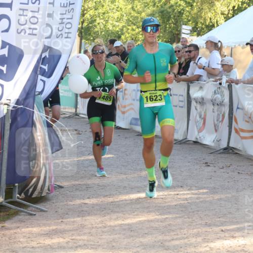 07.09.2025 - 19. Norderstedt Triathlon Luisa Fischer http://msf.ph/oto/8738537 07.09.2025 16:47:57 Ziel 1489, 1579, 1623 meine-sportfotos.de