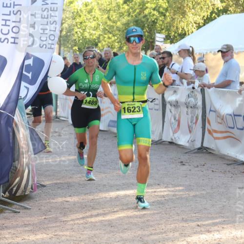 07.09.2025 - 19. Norderstedt Triathlon Luisa Fischer http://msf.ph/oto/8738543 07.09.2025 16:47:57 Ziel 1489, 1579, 1623 meine-sportfotos.de