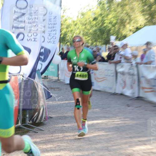 07.09.2025 - 19. Norderstedt Triathlon Luisa Fischer http://msf.ph/oto/8738562 07.09.2025 16:47:59 Ziel 1489, 1623, 1628 meine-sportfotos.de