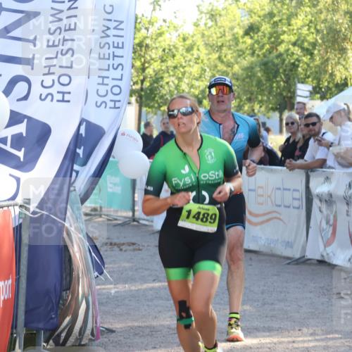 07.09.2025 - 19. Norderstedt Triathlon Luisa Fischer http://msf.ph/oto/8738569 07.09.2025 16:47:59 Ziel 1489, 1623, 1628 meine-sportfotos.de