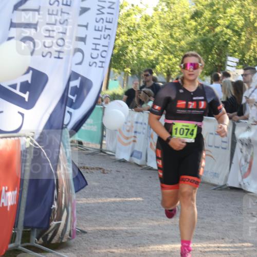 07.09.2025 - 19. Norderstedt Triathlon Luisa Fischer http://msf.ph/oto/8738625 07.09.2025 16:48:28 Ziel 1074 meine-sportfotos.de