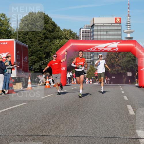 07.09.2025 - BARMER Alsterlauf Yannick Fuchs http://msf.ph/oto/8738646 07.09.2025 09:25:46 Laufen 354 meine-sportfotos.de