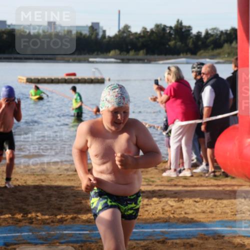 07.09.2025 - 19. Norderstedt Triathlon Luisa Fischer http://msf.ph/oto/8738647 07.09.2025 09:03:37 Schwimmen 2, 7, 19, 34, 36, 38, 39, 40, 47 meine-sportfotos.de