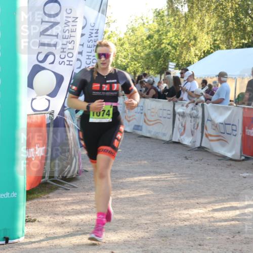 07.09.2025 - 19. Norderstedt Triathlon Luisa Fischer http://msf.ph/oto/8738657 07.09.2025 16:48:30 Ziel 1074 meine-sportfotos.de