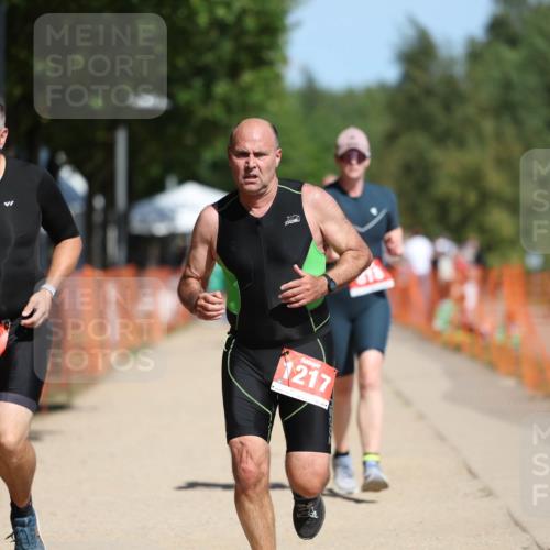 07.09.2025 - 19. Norderstedt Triathlon Michael Strokosch http://msf.ph/oto/8738664 07.09.2025 12:29:22 Laufen 756, 818, 835, 1217, 1379 meine-sportfotos.de