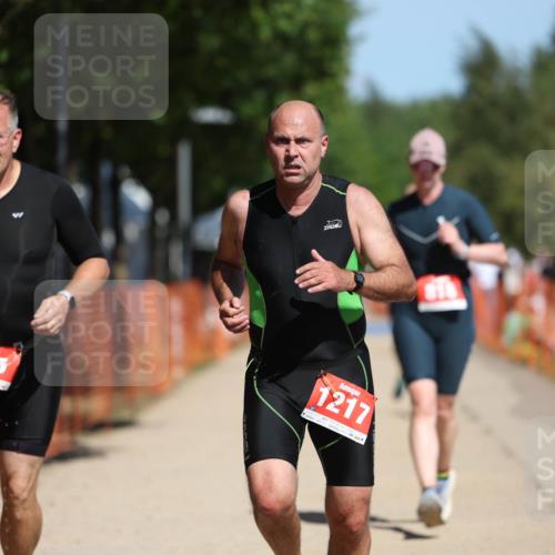 07.09.2025 - 19. Norderstedt Triathlon Michael Strokosch http://msf.ph/oto/8738681 07.09.2025 12:29:22 Laufen 756, 818, 835, 1217, 1379 meine-sportfotos.de