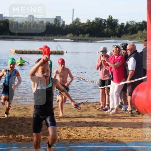 07.09.2025 - 19. Norderstedt Triathlon Luisa Fischer http://msf.ph/oto/8738686 07.09.2025 09:03:42 Schwimmen 2, 7, 8, 13, 19, 34, 35, 38, 40, 48 meine-sportfotos.de