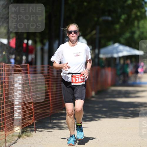 07.09.2025 - 19. Norderstedt Triathlon Michael Strokosch http://msf.ph/oto/8738693 07.09.2025 13:46:13 Laufen 351, 1362 meine-sportfotos.de
