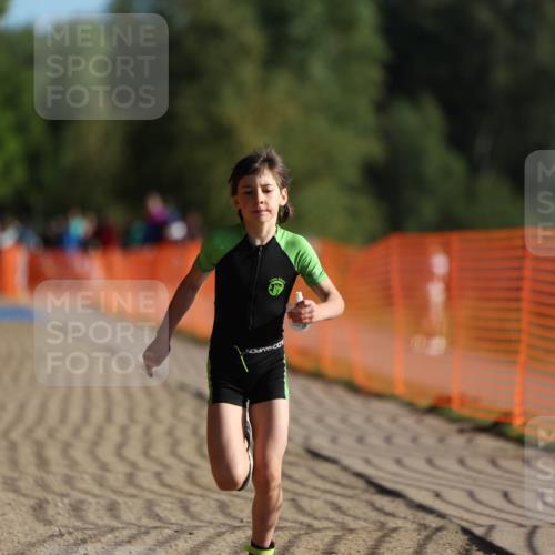 07.09.2025 - 19. Norderstedt Triathlon Michael Strokosch http://msf.ph/oto/8738710 07.09.2025 09:12:56 Laufen 25, 54 meine-sportfotos.de