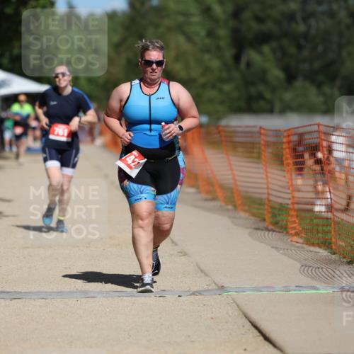 07.09.2025 - 19. Norderstedt Triathlon Michael Strokosch http://msf.ph/oto/8738725 07.09.2025 13:05:35 Laufen 742, 761 meine-sportfotos.de