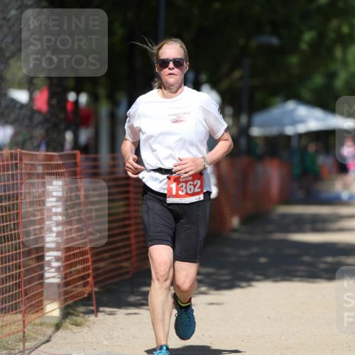 07.09.2025 - 19. Norderstedt Triathlon Michael Strokosch http://msf.ph/oto/8738732 07.09.2025 13:46:13 Laufen 351, 1362 meine-sportfotos.de