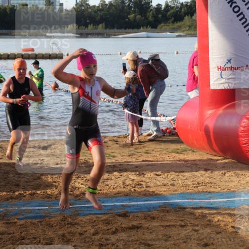 07.09.2025 - 19. Norderstedt Triathlon Luisa Fischer http://msf.ph/oto/8738750 07.09.2025 09:03:48 Schwimmen 2, 8, 13, 19, 28, 35, 38, 48 meine-sportfotos.de