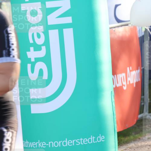 07.09.2025 - 19. Norderstedt Triathlon Luisa Fischer http://msf.ph/oto/8738769 07.09.2025 16:48:50 Ziel 1077, 1093 meine-sportfotos.de