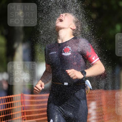 07.09.2025 - 19. Norderstedt Triathlon Michael Strokosch http://msf.ph/oto/8738780 07.09.2025 11:50:23 Laufen 1156 meine-sportfotos.de