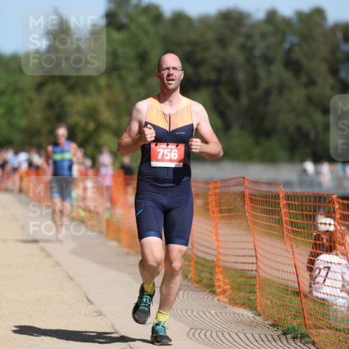 07.09.2025 - 19. Norderstedt Triathlon Michael Strokosch http://msf.ph/oto/8738786 07.09.2025 12:29:26 Laufen 756, 791, 802, 818, 835, 1217 meine-sportfotos.de