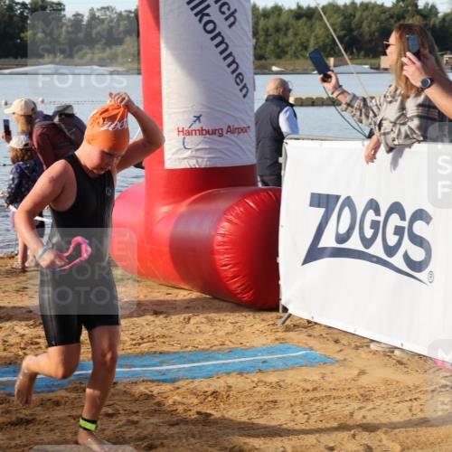 07.09.2025 - 19. Norderstedt Triathlon Luisa Fischer http://msf.ph/oto/8738790 07.09.2025 09:03:50 Schwimmen 2, 8, 13, 28, 35, 38, 48 meine-sportfotos.de