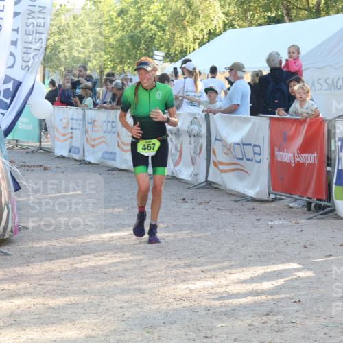 07.09.2025 - 19. Norderstedt Triathlon Luisa Fischer http://msf.ph/oto/8738804 07.09.2025 16:48:53 Ziel 467, 1077, 1093 meine-sportfotos.de
