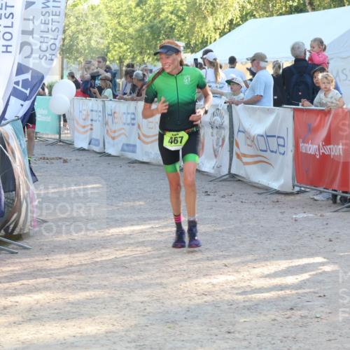07.09.2025 - 19. Norderstedt Triathlon Luisa Fischer http://msf.ph/oto/8738807 07.09.2025 16:48:53 Ziel 467, 1077, 1093 meine-sportfotos.de