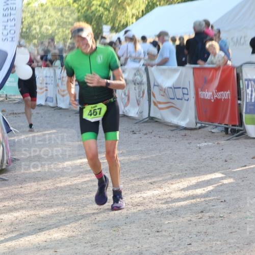 07.09.2025 - 19. Norderstedt Triathlon Luisa Fischer http://msf.ph/oto/8738823 07.09.2025 16:48:54 Ziel 467, 1093, 1575 meine-sportfotos.de
