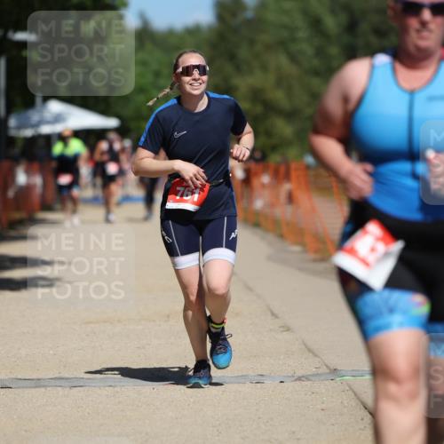 07.09.2025 - 19. Norderstedt Triathlon Michael Strokosch http://msf.ph/oto/8738828 07.09.2025 13:05:38 Laufen 742, 761 meine-sportfotos.de
