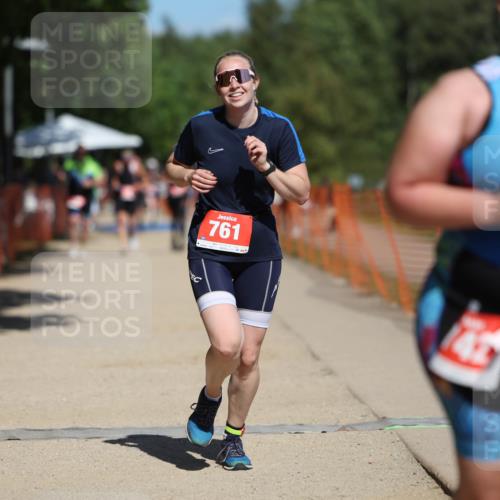 07.09.2025 - 19. Norderstedt Triathlon Michael Strokosch http://msf.ph/oto/8738858 07.09.2025 13:05:38 Laufen 742, 761 meine-sportfotos.de