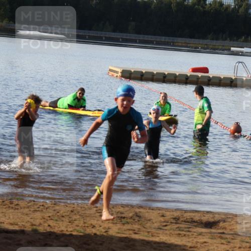 07.09.2025 - 19. Norderstedt Triathlon Luisa Fischer http://msf.ph/oto/8738866 07.09.2025 09:04:12 Schwimmen 24, 43 meine-sportfotos.de