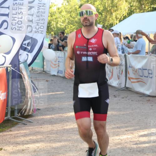 07.09.2025 - 19. Norderstedt Triathlon Luisa Fischer http://msf.ph/oto/8738869 07.09.2025 16:48:58 Ziel 467, 1575 meine-sportfotos.de