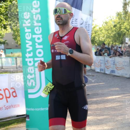 07.09.2025 - 19. Norderstedt Triathlon Luisa Fischer http://msf.ph/oto/8738877 07.09.2025 16:48:58 Ziel 467, 1575 meine-sportfotos.de