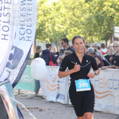 07.09.2025 - 19. Norderstedt Triathlon Luisa Fischer http://msf.ph/oto/8738898 07.09.2025 16:49:01 Ziel 399, 467, 1575 meine-sportfotos.de