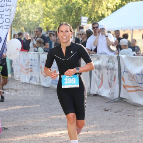 07.09.2025 - 19. Norderstedt Triathlon Luisa Fischer http://msf.ph/oto/8738910 07.09.2025 16:49:02 Ziel 399, 467, 1575 meine-sportfotos.de