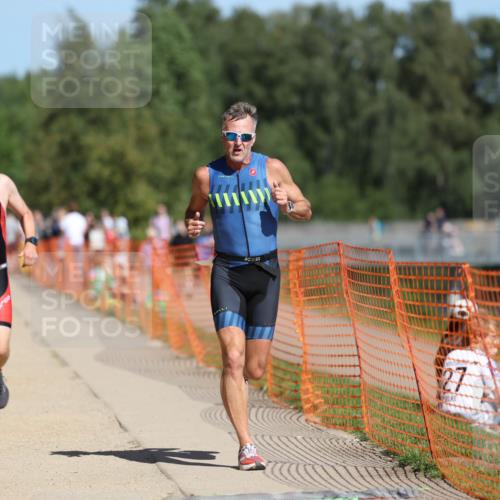 07.09.2025 - 19. Norderstedt Triathlon Michael Strokosch http://msf.ph/oto/8738912 07.09.2025 12:29:30 Laufen 186, 756, 791, 802, 1350 meine-sportfotos.de