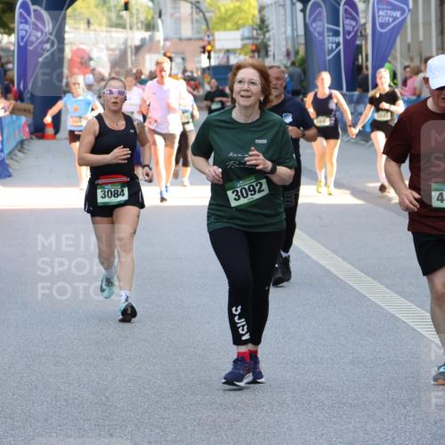 07.09.2025 - BARMER Alsterlauf Strokosch-Dieckow http://msf.ph/oto/8738918 07.09.2025 10:18:59 Ziel 2024, 2189, 2761, 3399, 3400, 3581, 3882, 4060, 4207, 4390, 4410, 4438, 4459, 5325, 5622, 5712, 6003 meine-sportfotos.de