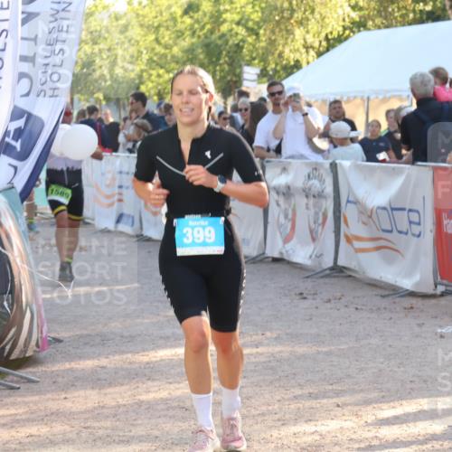 07.09.2025 - 19. Norderstedt Triathlon Luisa Fischer http://msf.ph/oto/8738926 07.09.2025 16:49:02 Ziel 399, 467, 1575 meine-sportfotos.de