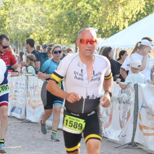 07.09.2025 - 19. Norderstedt Triathlon Luisa Fischer http://msf.ph/oto/8738956 07.09.2025 16:49:05 Ziel 399, 1575, 1589 meine-sportfotos.de