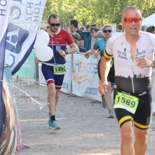 07.09.2025 - 19. Norderstedt Triathlon Luisa Fischer http://msf.ph/oto/8738965 07.09.2025 16:49:06 Ziel 399, 1497, 1589 meine-sportfotos.de
