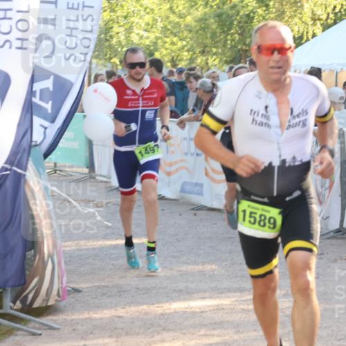 07.09.2025 - 19. Norderstedt Triathlon Luisa Fischer http://msf.ph/oto/8738973 07.09.2025 16:49:06 Ziel 399, 1497, 1589 meine-sportfotos.de