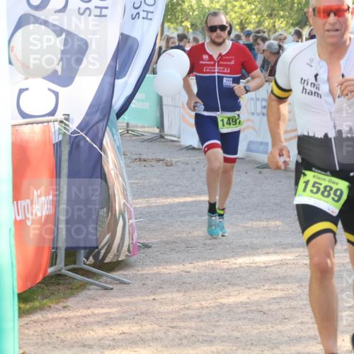 07.09.2025 - 19. Norderstedt Triathlon Luisa Fischer http://msf.ph/oto/8738974 07.09.2025 16:49:06 Ziel 399, 1497, 1589 meine-sportfotos.de