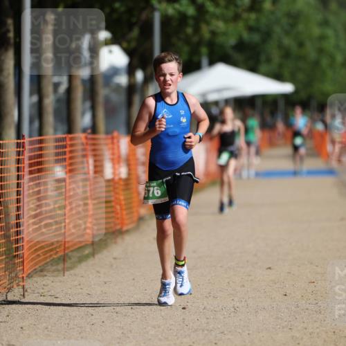 07.09.2025 - 19. Norderstedt Triathlon Michael Strokosch http://msf.ph/oto/8738984 07.09.2025 10:54:52 Laufen 676, 678 meine-sportfotos.de