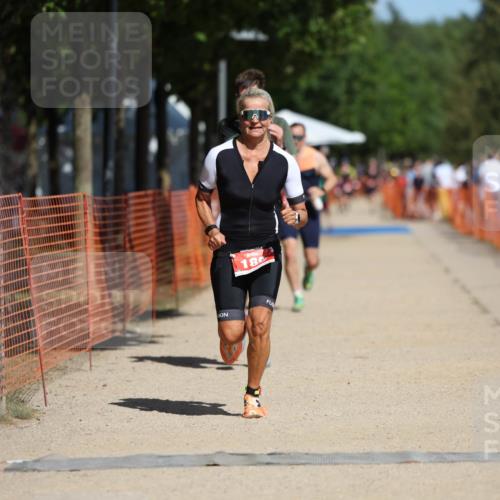 07.09.2025 - 19. Norderstedt Triathlon Michael Strokosch http://msf.ph/oto/8739004 07.09.2025 12:29:34 Laufen 186, 791, 802, 1350, 1351 meine-sportfotos.de